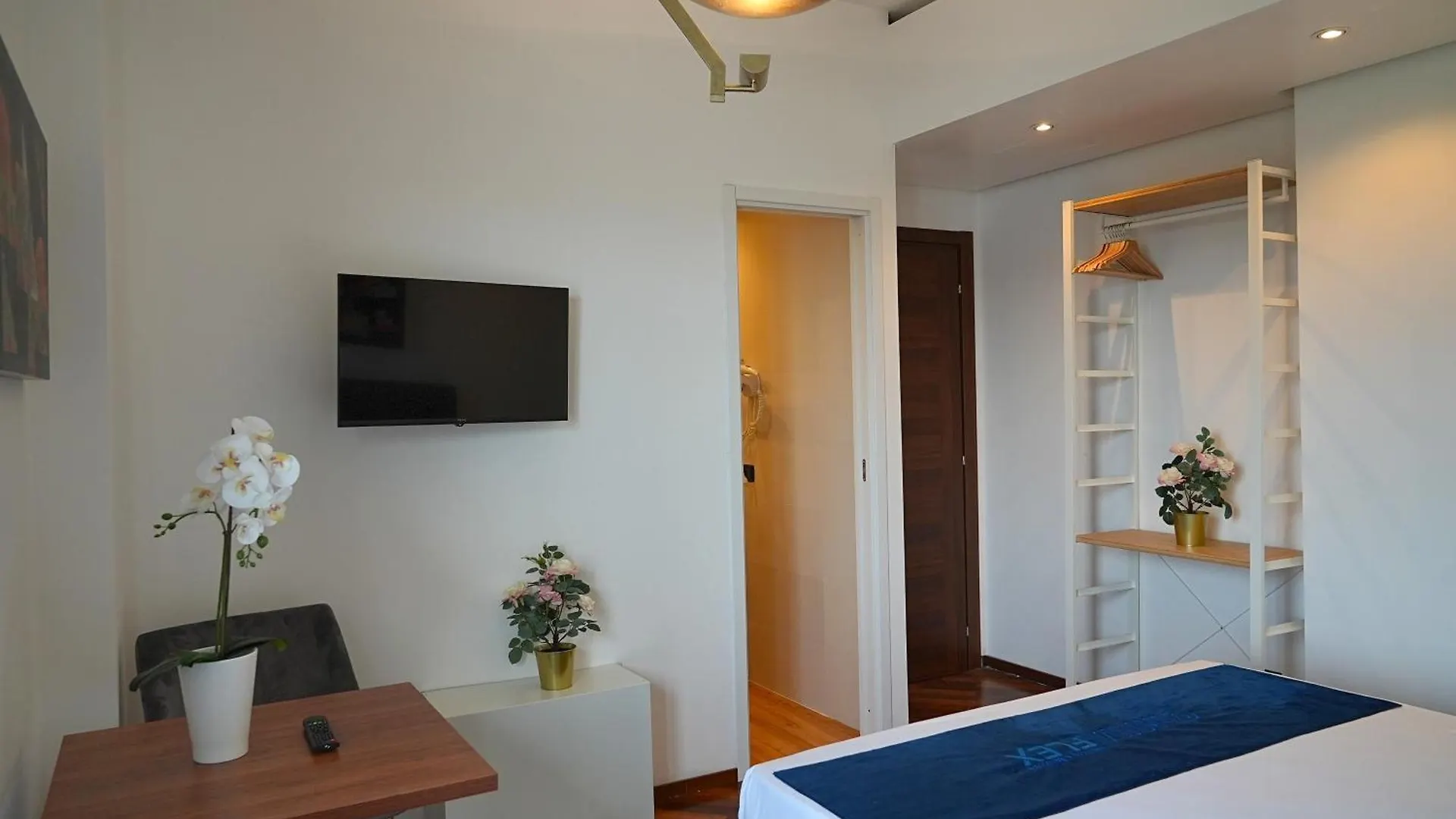 Sl Rooms Collection Bari Stazione 0*,