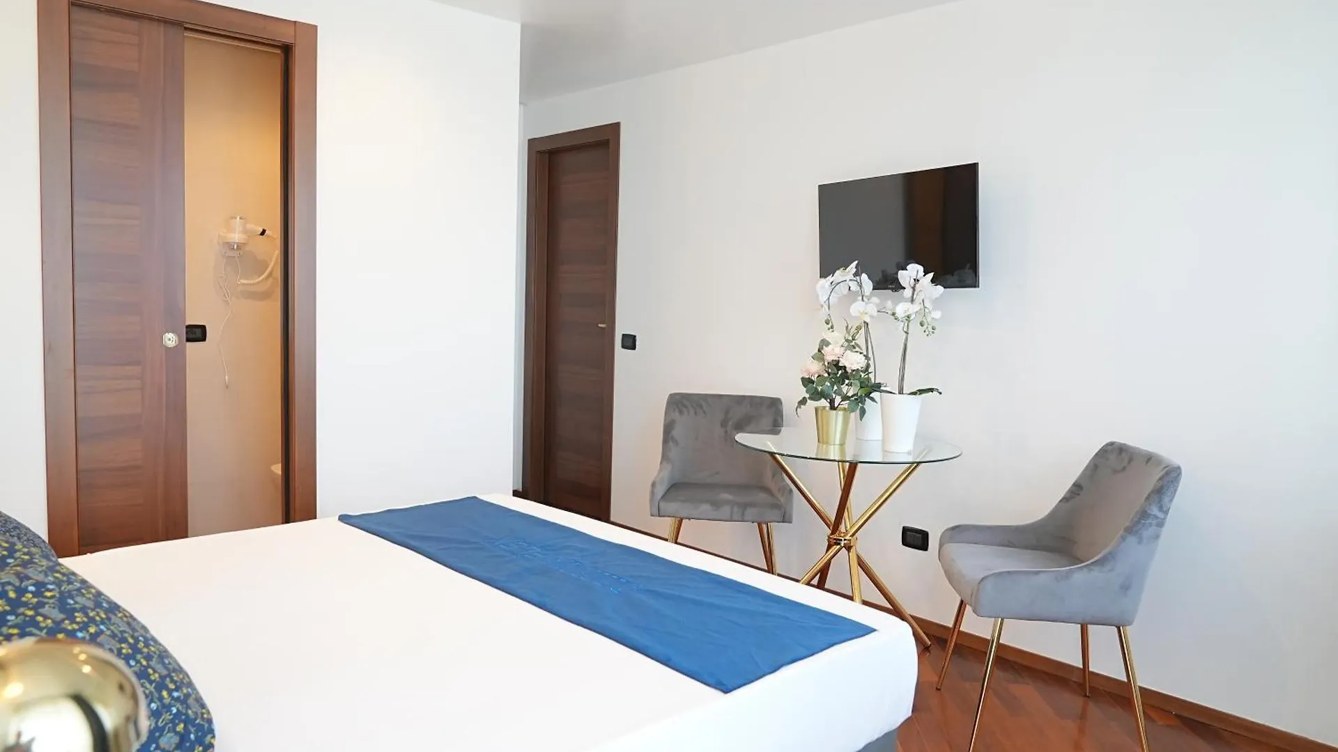 Sl Rooms Collection Bari Stazione 0*,